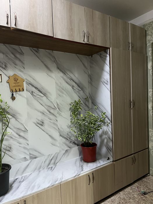 Стенка, прихожая