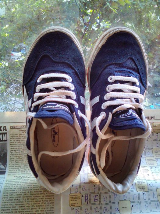 продавам неупотребявани спортни обувки 37 номер за 5 лв..