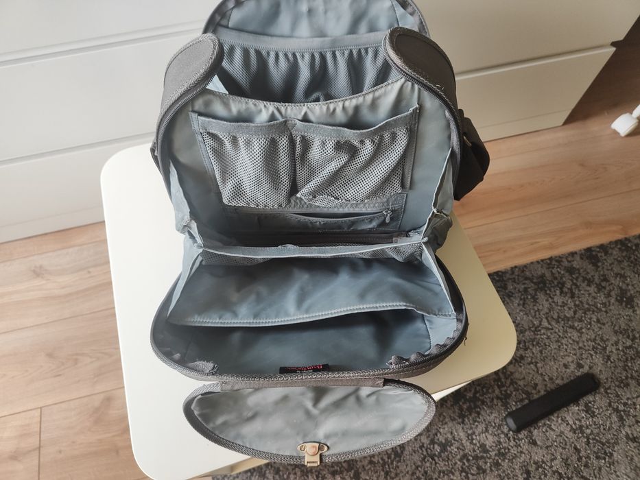 Чанта за бебешки аксесоари BabyBjorn