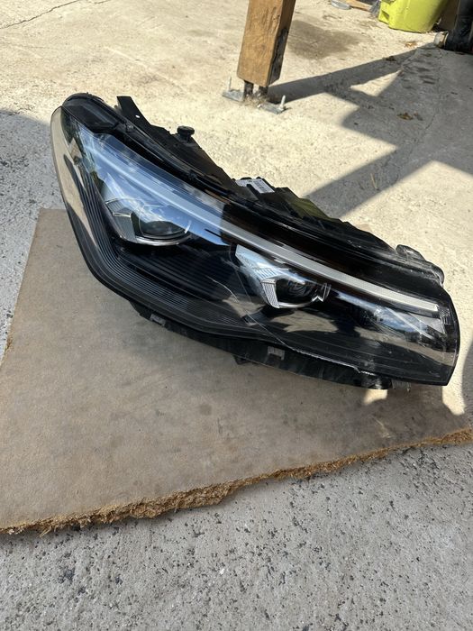 VW Tiguan III (3) Десен Фар