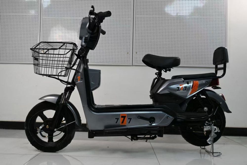 Электро мопеды для прогулки и для курьеров