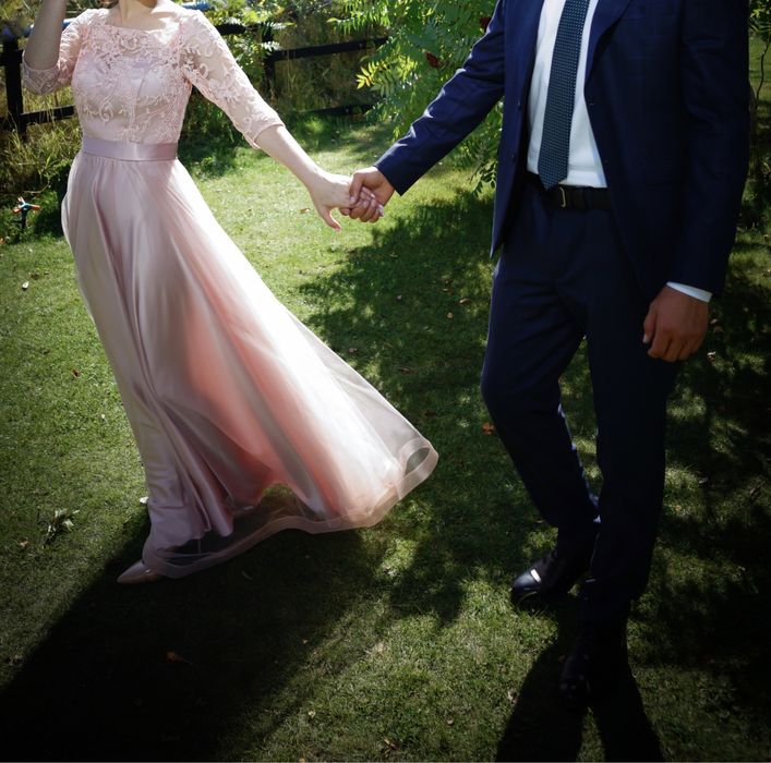 Платье вечернее