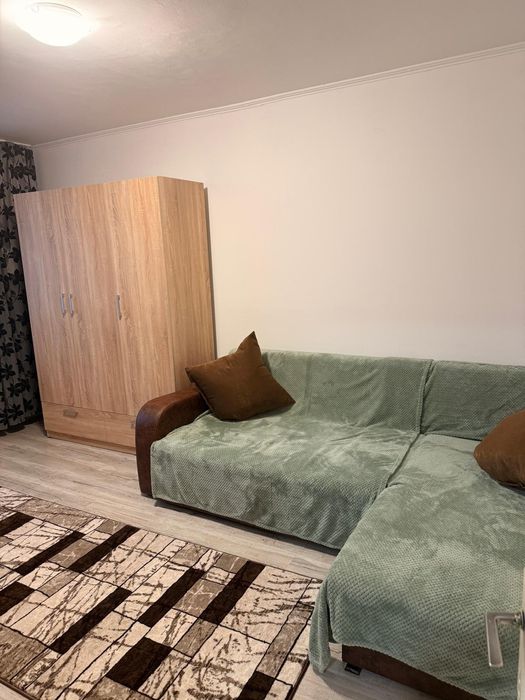 Apartament de închiriat