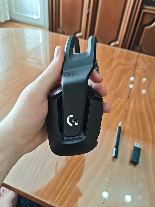 Безжични геймърски слушалки Logitech g733