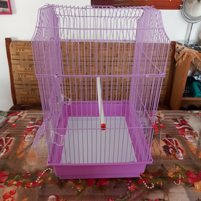 Vând colivie papagali