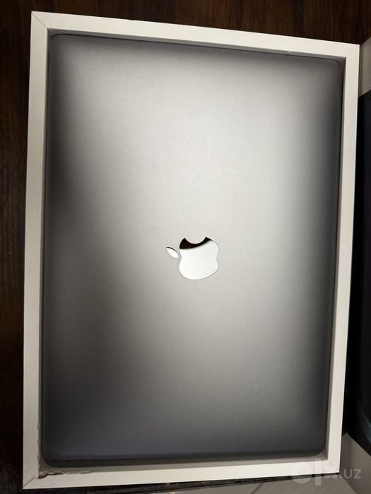 Macbook Pro M1 8/256