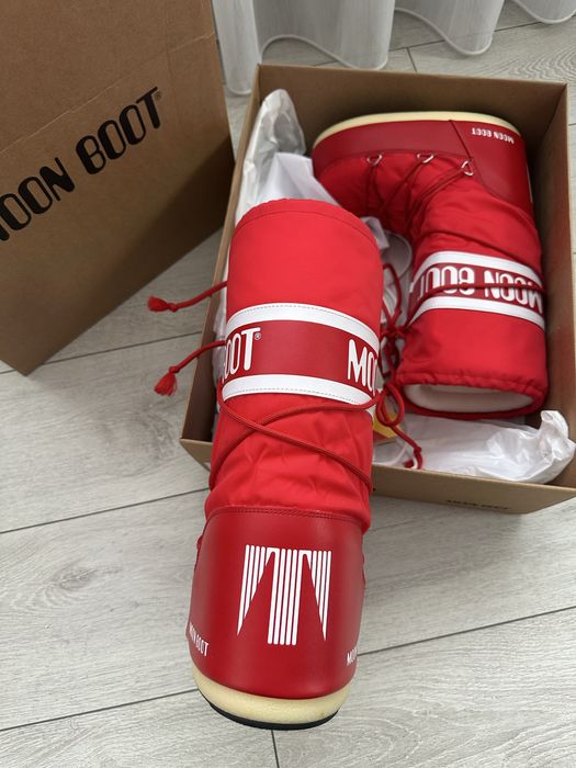 Moon Boot Rosu .