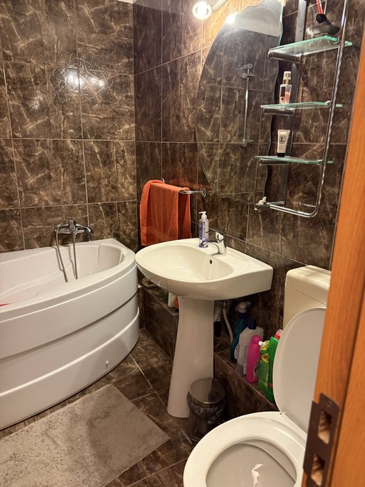 Vand apartament in sect 5, Bucuresti