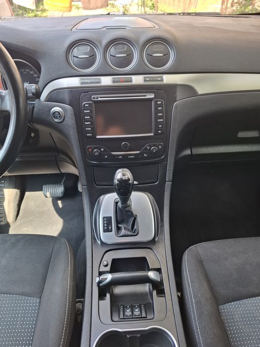 Cand Ford Galaxy