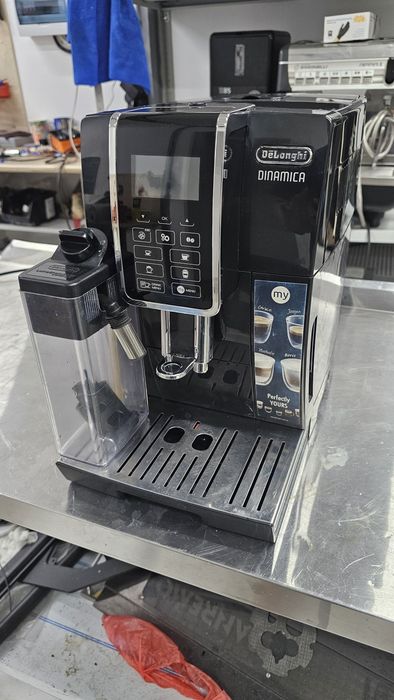 Продам кофемашину Delonghi