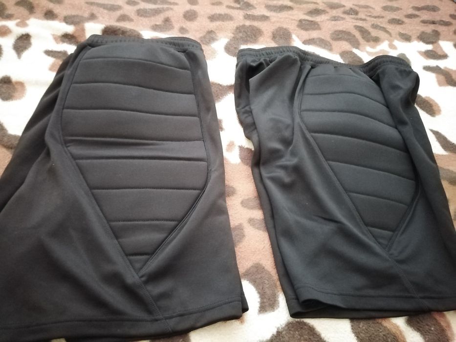 1бр черен, къс панталон PUMA DRYCELL 40лв.