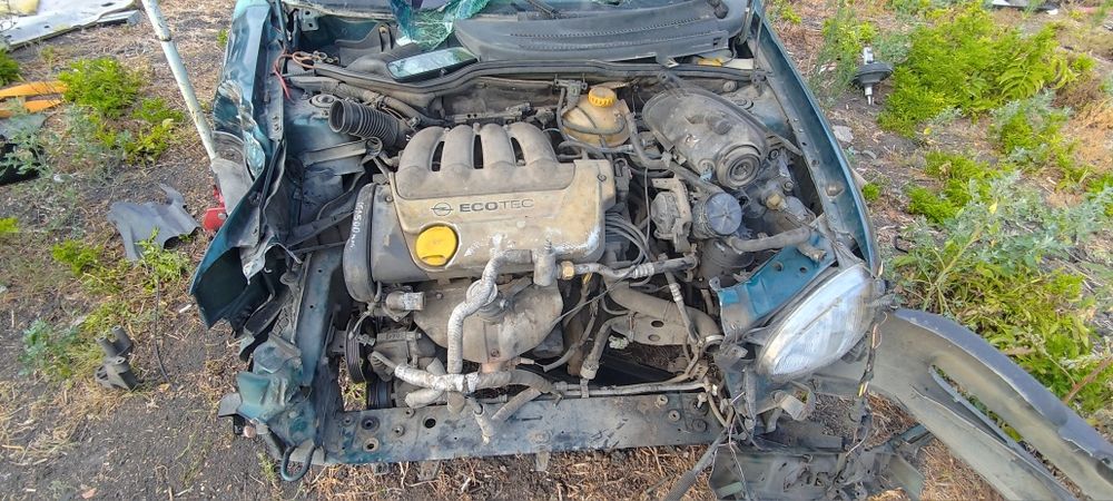 Opel corsa b 1.4 ecotec 90коня на части