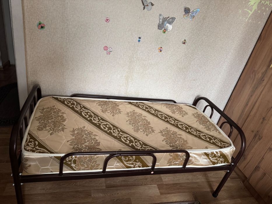 Продам кровать детскую