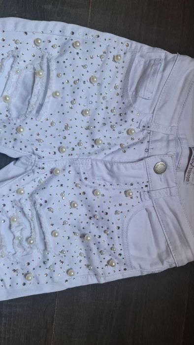 Уникален панталон с перли и блузка