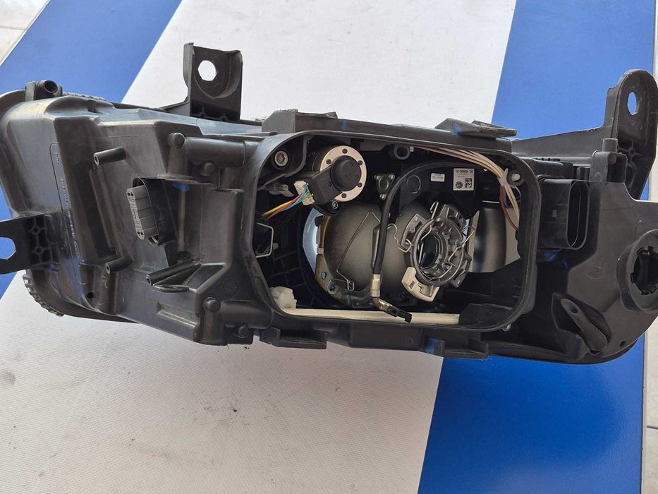 far stg Audi A6,  an 2008-2011 4F0 941 003