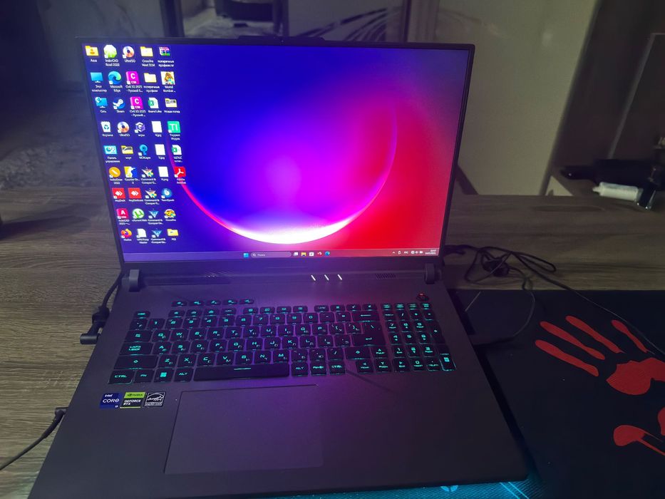 ASUS Rog strictly G18