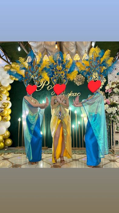 Продам все костюмы