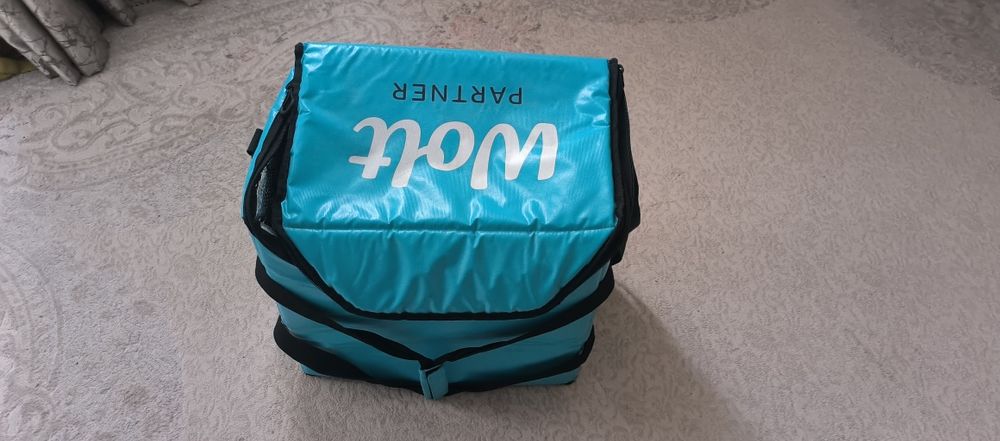 Продам термокороб Wolt