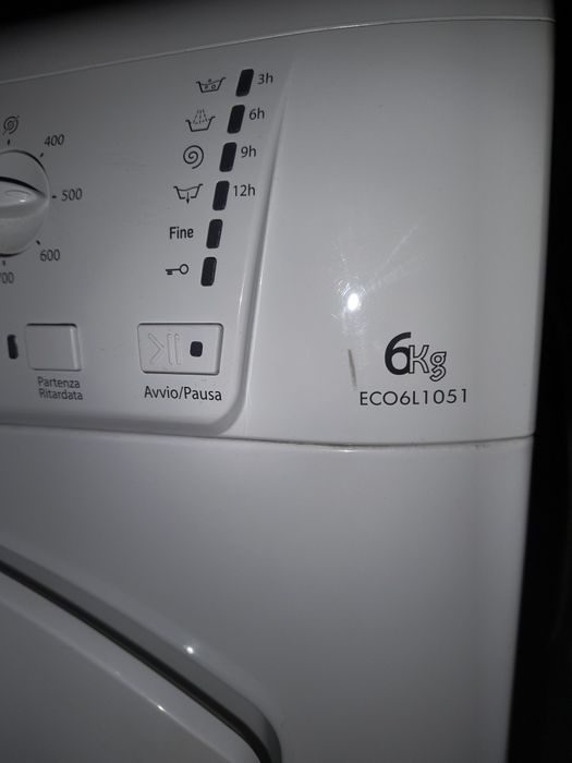 Пералня Ariston Hotpoint