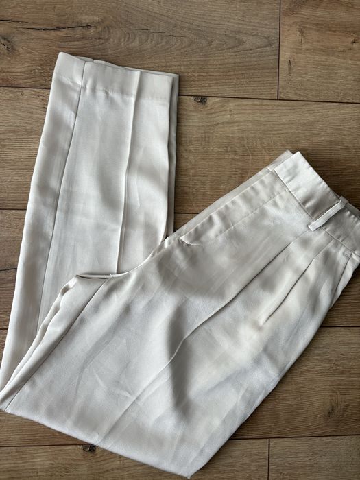 Pantaloni Zara din satin