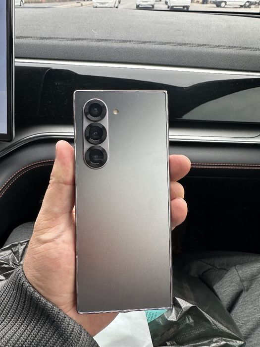 Продам Samsung Z fold 6