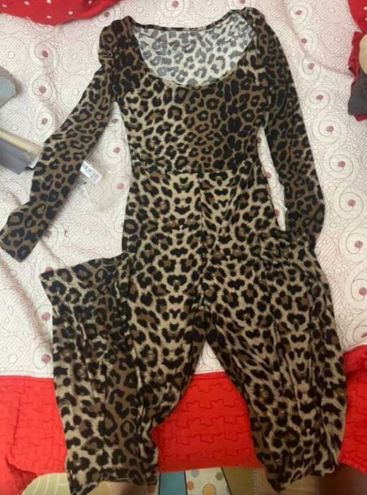 Salopeta dama xs-s nouă.