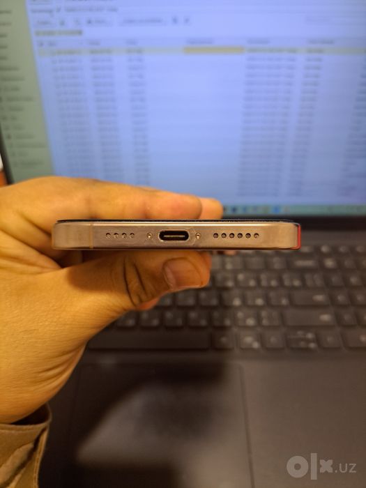Iphone 16 Pro Max Gold 256 Gb ideal