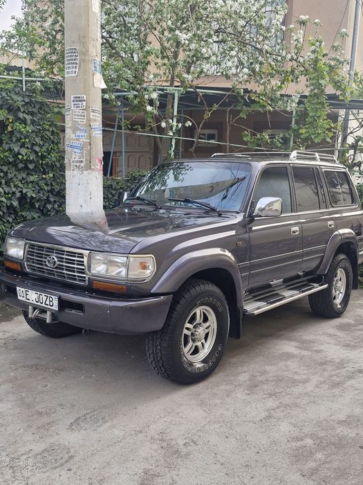 Tayota Land Cruser 80