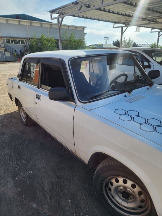 Срочно! Jiguli Жигули 2107 бензин в хорошем состоянии