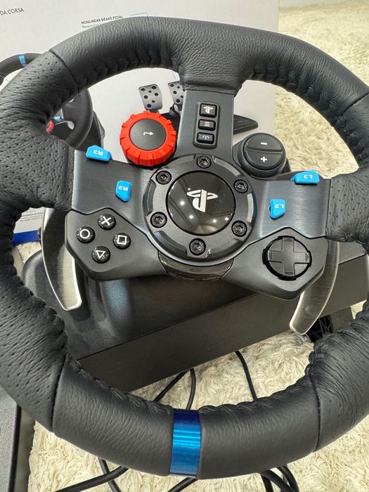 Logitech G29 Driving Force Racing Wheel