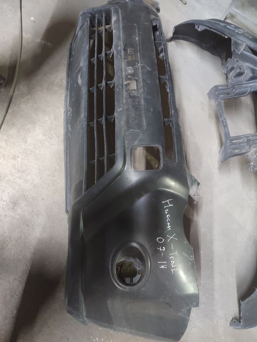 бампер на Nissan X-Trail