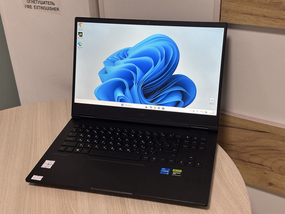 Intel Core i5-13420 RTX 4050 ОЗУ 16 SSD 512 HP Omen