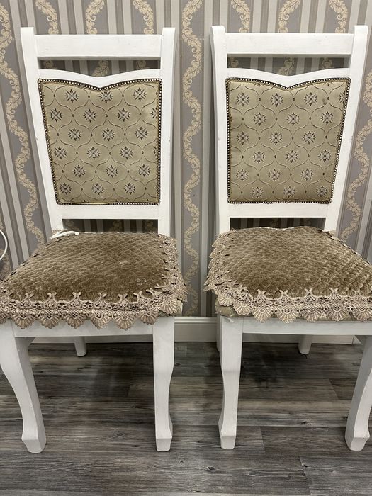 Продам комплект из 4 стульев