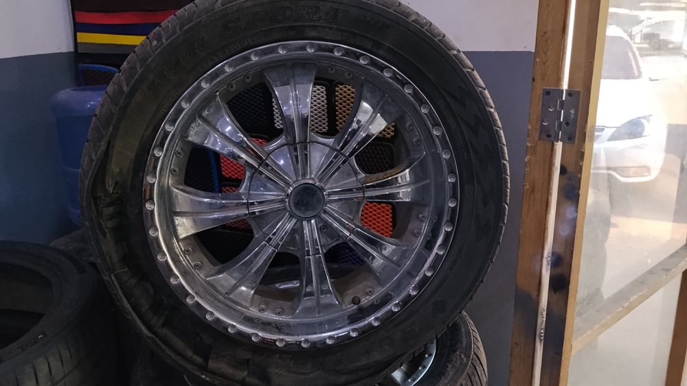 TOYOTA 20 ли диска 2тасида балони бор