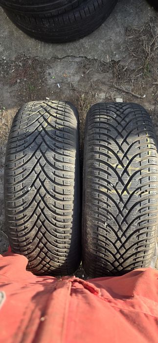 Гуми 2бр 205/60/16 - 1бр  - 89лв