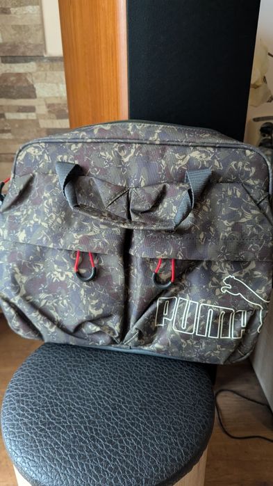Чанта  на  PUMA.  .