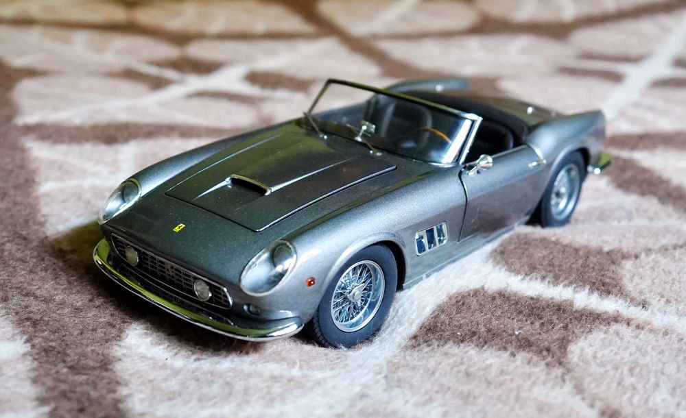 Ferrari 250 California Spider SWB Elite 1/18
