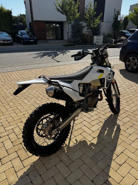 Husqvarna FE 350 4T 2023 full (26h / 712 km / inmatriculata) + suport auto