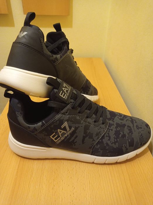 Adidasi Emporio Armani noi marimea 42