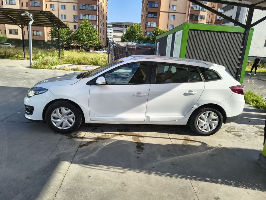 RENAULT Megane 2015 — imagine 2