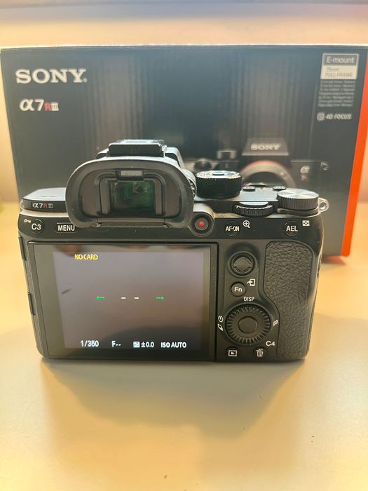 Фотоапарат - Sony A7R III A