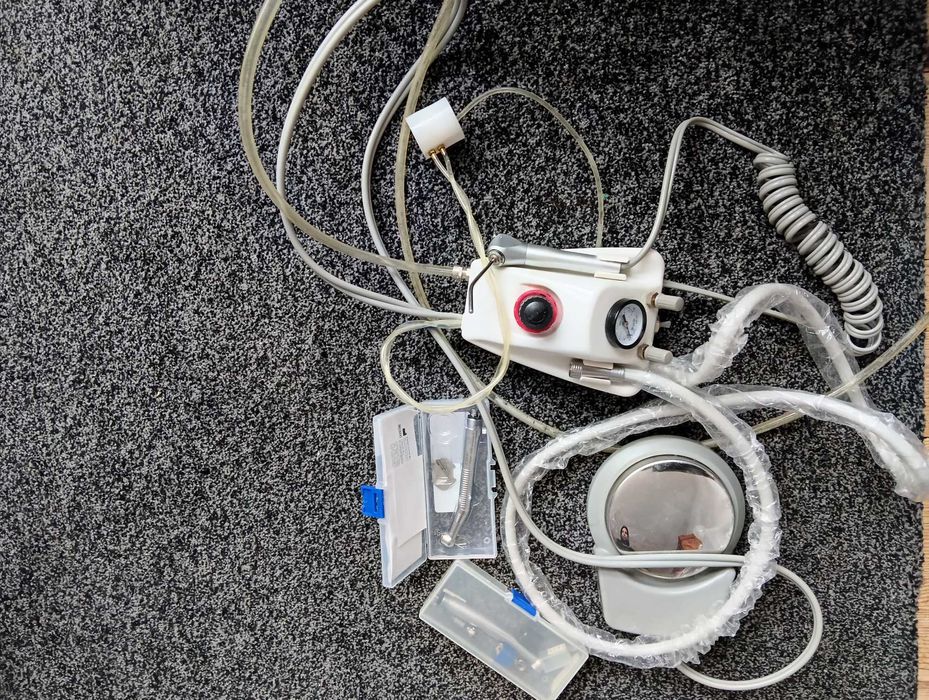 Портативен стоматологичен юнит с турбина