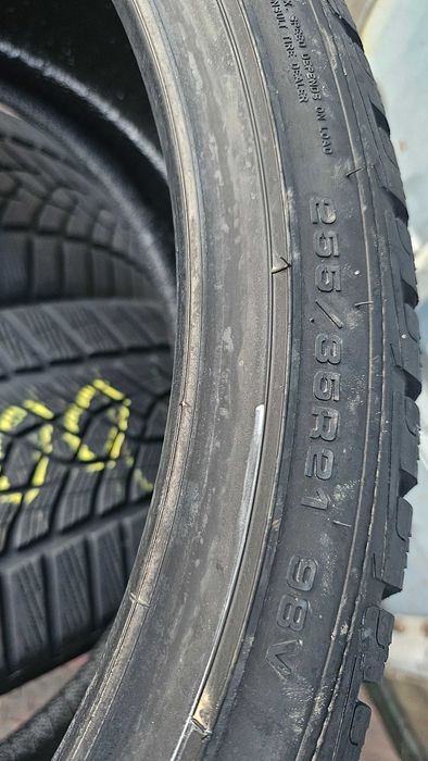 Anvelope 255/35/21 GOODYEAR iarna 2022