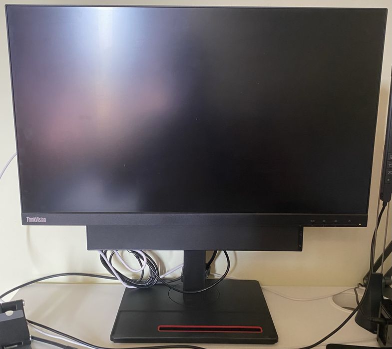 Monitor Lenovo Profesional P24h-20 24” QHD cu USB-C (video)