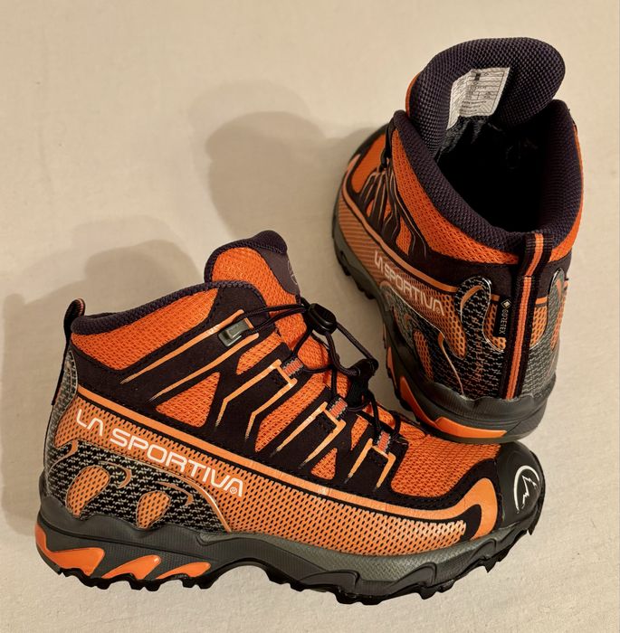 La Sportiva номер 40,5 и ном 35 туристически спортни обувки, маратонки