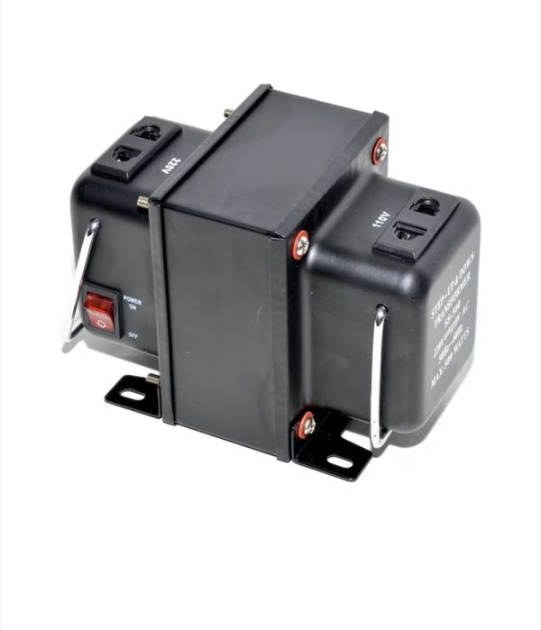 Convertor de tensiune 220V - 110V 100W