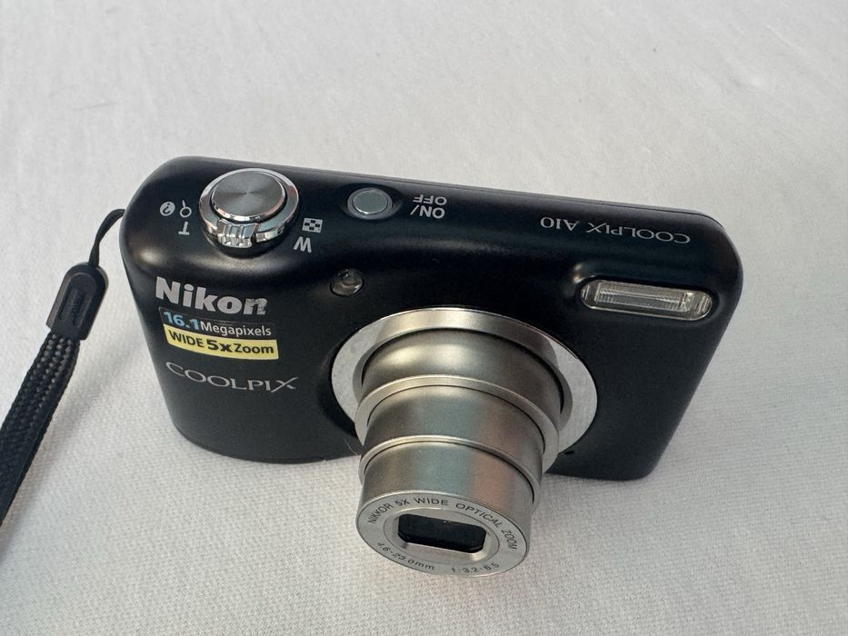 Цифров фотоапарат Nikon Coolpix A10 , 16.1MP , 5х оптичен зум
