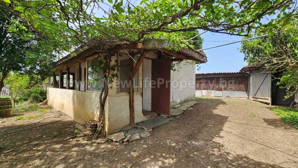 Продава се Промишлена сграда в Средец - 5500 кв.м за 15 €/кв.м - Снимка #10