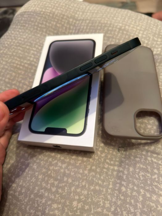 Urgent Vând iPhone 14 128gb 5GBateria de 84%