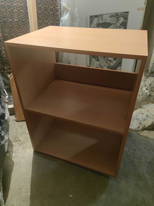 Dulap suspendat sau depozitare SUPER OFERTA. Vreau să scap de el